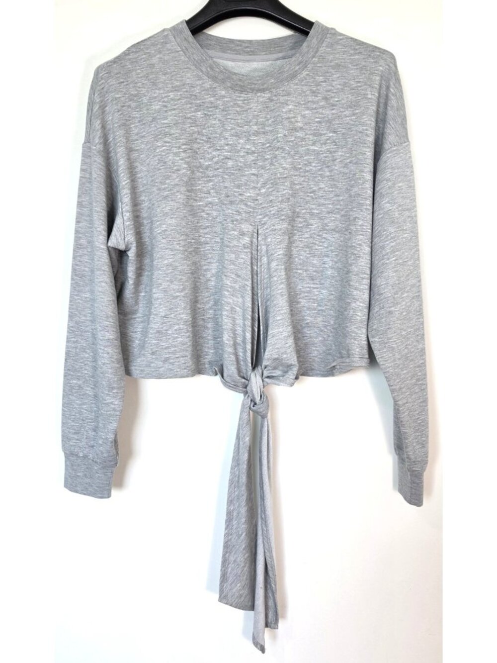 Alo Yoga Women’s Tie Front Crop Top M Gray Heather Long Sleeve Crewneck